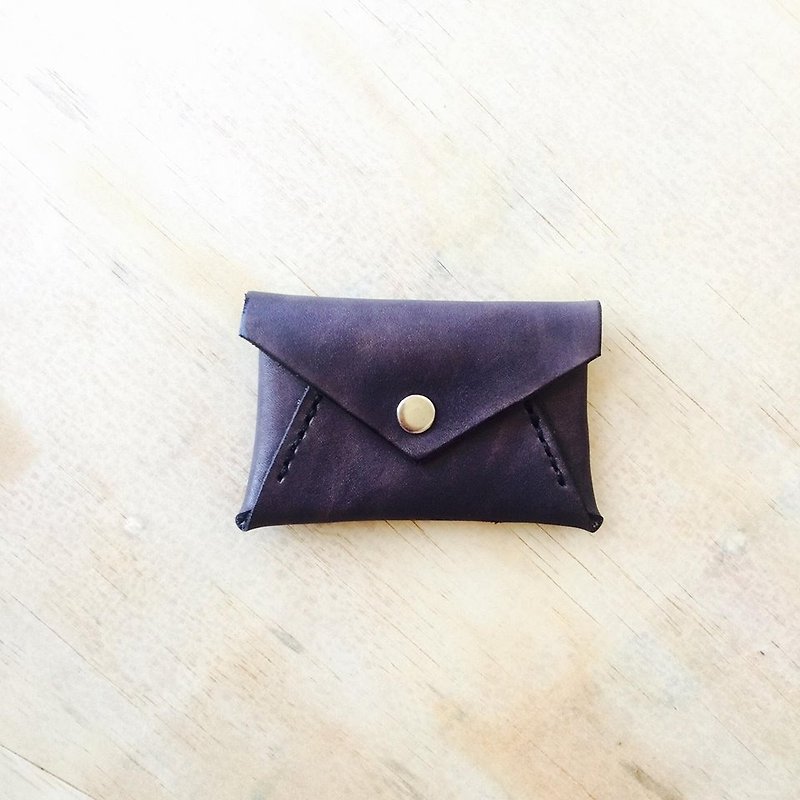 Black envelope type coin purse exchange gift flash drive storage customized handmade leather goods sniffing leather hand-made - กระเป๋าใส่เหรียญ - หนังแท้ สีดำ