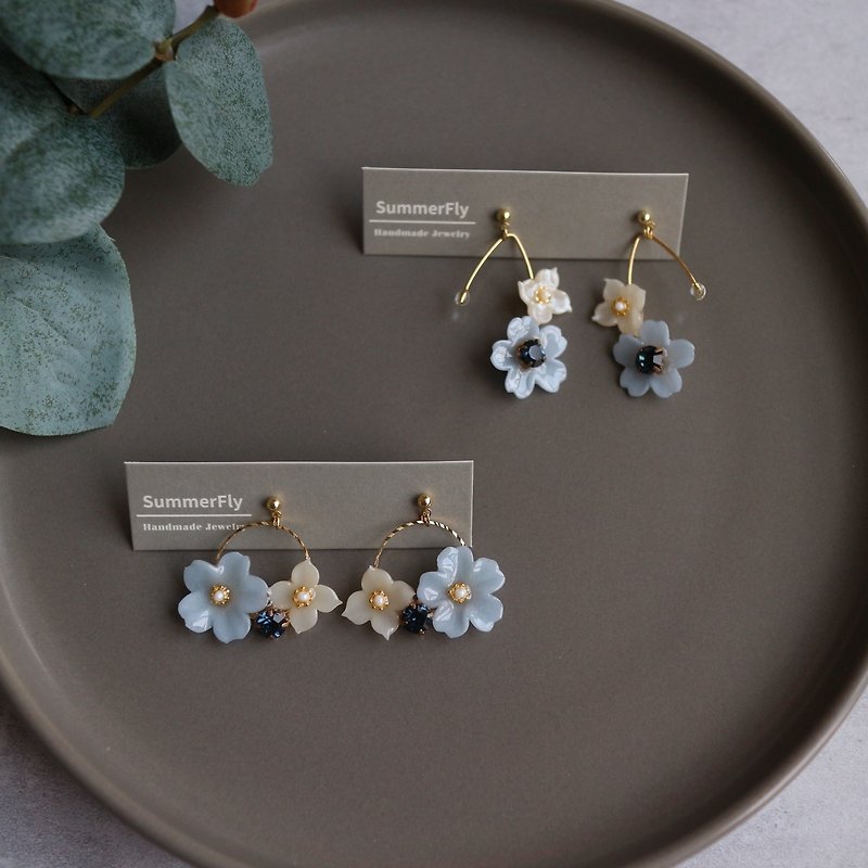 Unique gift | Pastoral fresh floral dangle earrings earrings wreath blue and white crystal - Earrings & Clip-ons - Precious Metals Blue