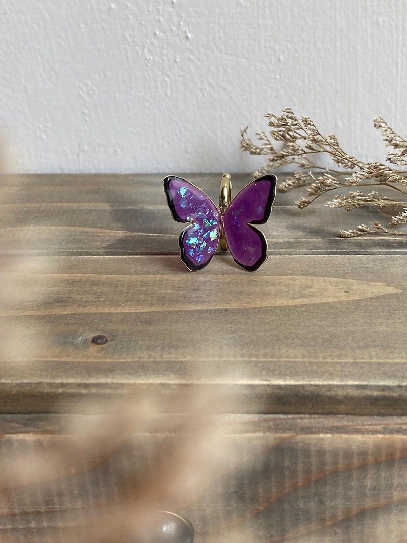 Pre-order Purple Morpho Butterfly | Ring Ear Bone Clip Ear Buckle Butterfly - ต่างหู - เรซิน สีม่วง