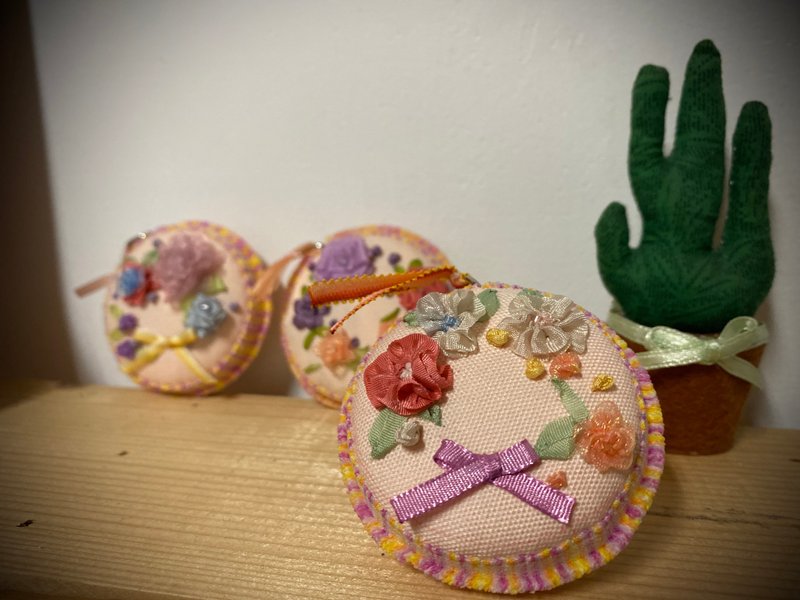 Ribbon embroidery gadgets_Measure tape_A style - Knitting, Embroidery, Felted Wool & Sewing - Other Materials 