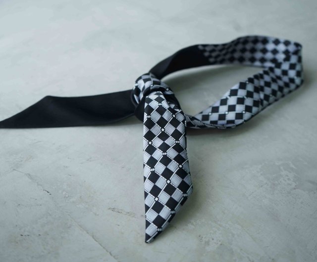 ネクタイシャツ 古着 スカーフ柄ハンドメイドネクタイ 日本製毛100％シャツ リメイク スカーフ 蝶ネクタイ \u2013 古着屋Top of the Hillのネット通販サイト