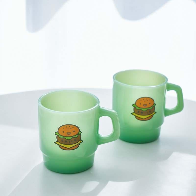No. 4 Food No. 5 Breakfast Shop-Hao Coffee Series Coffee Cup Burger Pattern Please smile when you are busy - Mugs - Glass 