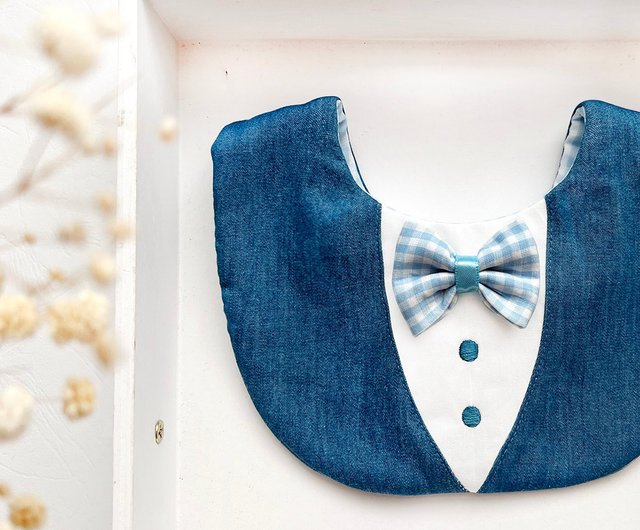 Organic Reversible Bowtie Bib in Fog Dots Organic Reversible Bowtie Bib in Fog Dots