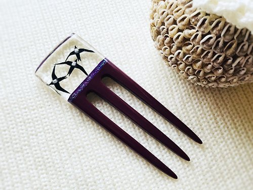 YevheniiaShop Resin hair fork with black birds, 3-prong hair barrette, Hair comb with swallows