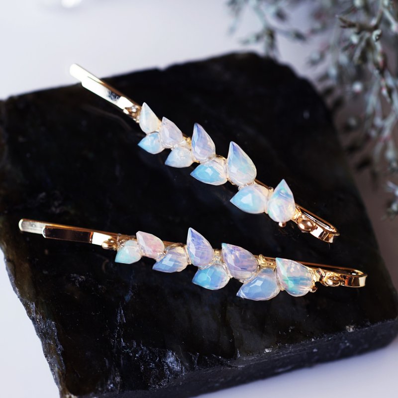 Opal pussy willow flower spike hairpin - เครื่องประดับผม - เครื่องเพชรพลอย ขาว