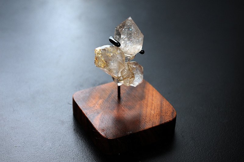 Shining diamond crystal double-pointed ore/crystal/spiritual practice/lucky/lucky/shattering/anti-villain p3 - ของวางตกแต่ง - คริสตัล 