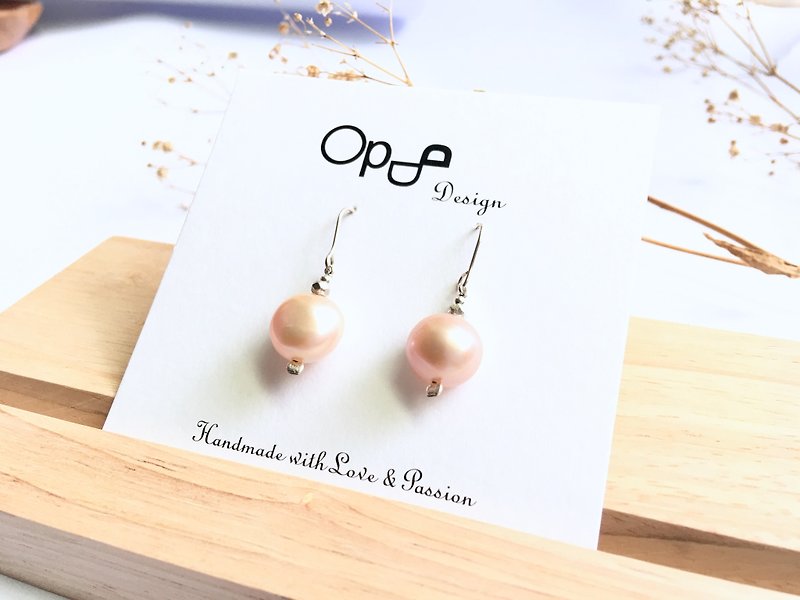 Ops Silver Pearl Handmade Jewelry Hook  Earings - ต่างหู - เครื่องเพชรพลอย ขาว