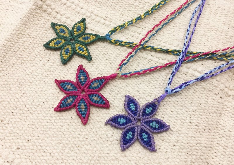 【花びら】シルク蝋糸編み込みネックレス - ネックレス - その他の素材 多色