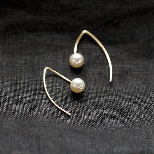 stella-jewelry 14kgf Swarovski Pearl Petit pierced earrings 【gift box】