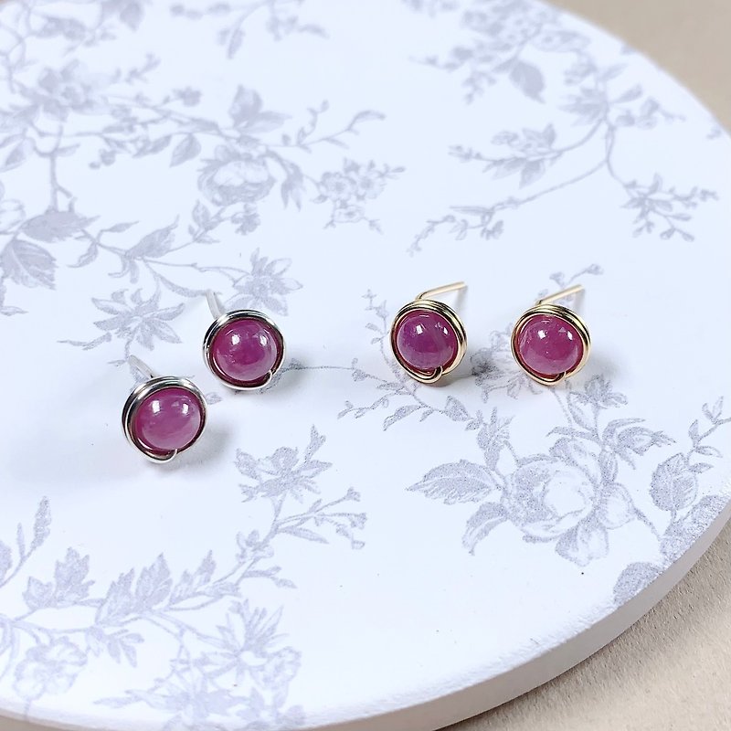 Ruby Stud Earrings | 14K Gold Filled | 925 Silver | Gemstone | Jul Birthstone - ต่างหู - เครื่องเพชรพลอย สีแดง