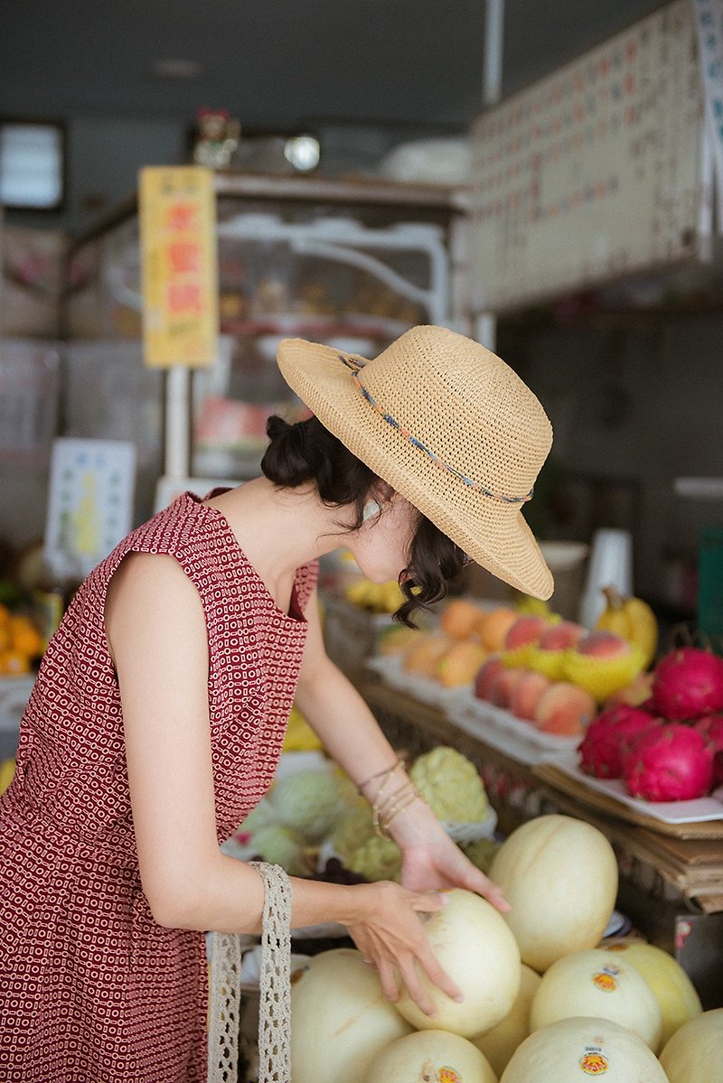 Natural nude color flat-top big brim colored hand-woven paper straw hat with sunshade | vintage Guan Er selection - หมวก - วัสดุอีโค 