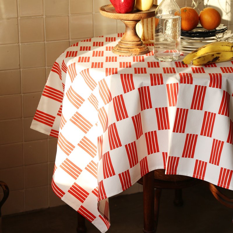 Nordic classic geometric line printing cotton fabric square round table cloth - ผ้ารองโต๊ะ/ของตกแต่ง - ผ้าฝ้าย/ผ้าลินิน สีแดง