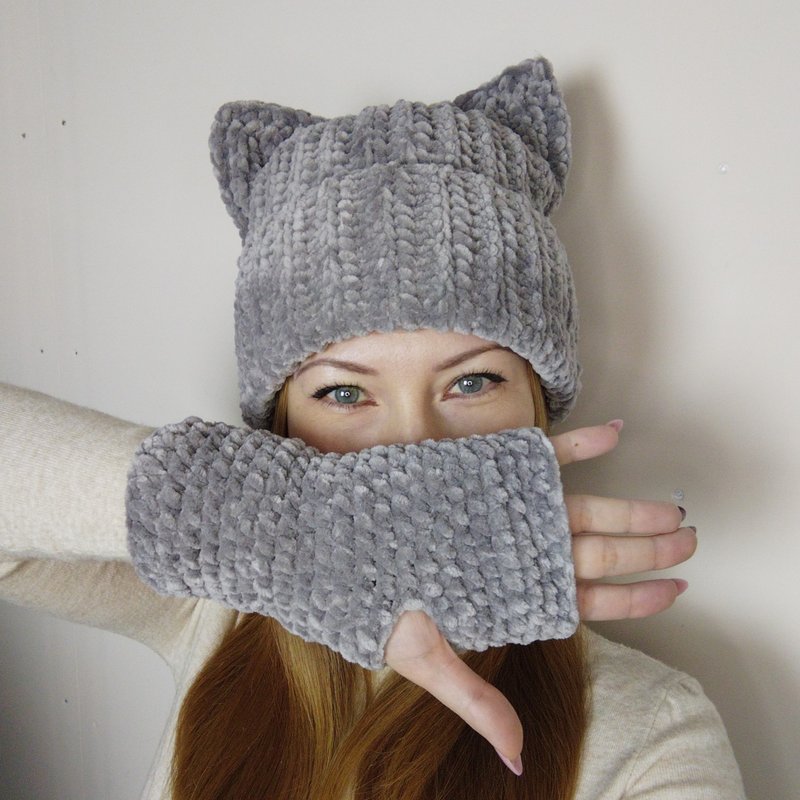 32 colors! Cat ears hat and mittens. Fluffy hat crochet. Plush hat and mittens. - หมวก - วัสดุอื่นๆ หลากหลายสี