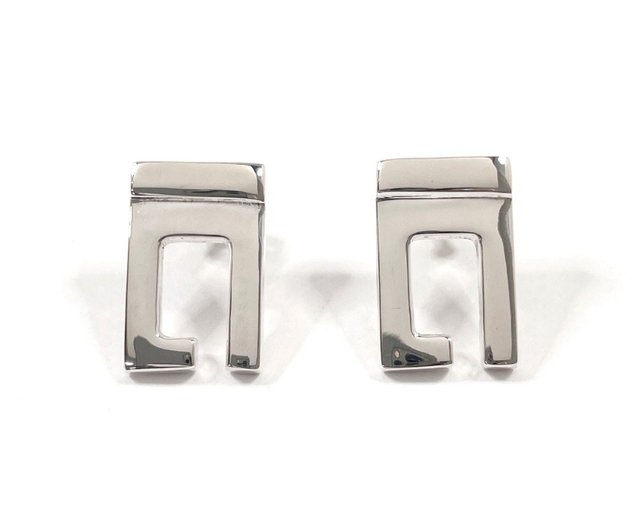 日本直送 中古美品】グッチ GUCCI スタッド ピアス Gロゴ シルバー925