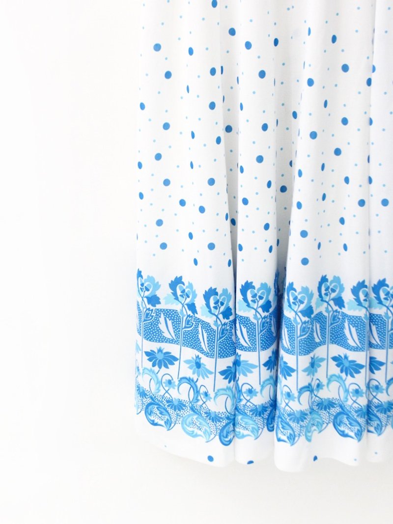 日本製復古清新水藍色圓點點印花白色無袖古著洋裝Vintage Dress SIZE M - 連身裙 - 聚酯纖維 白色