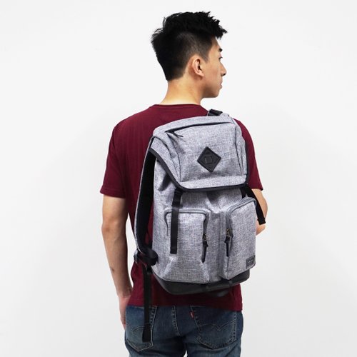 Argali Argali 香港戶外品牌 真皮後背包 超實用分類 雙肩 大容量 Racoon Backpack 淺灰色