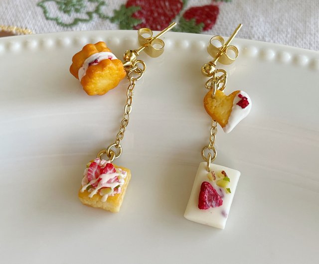 風鈴風にゃんこ♡薔薇といちごミルクキャンディー マーブル ピアス/イヤリング★ d6bd6fcb2653c78561158d173d562e