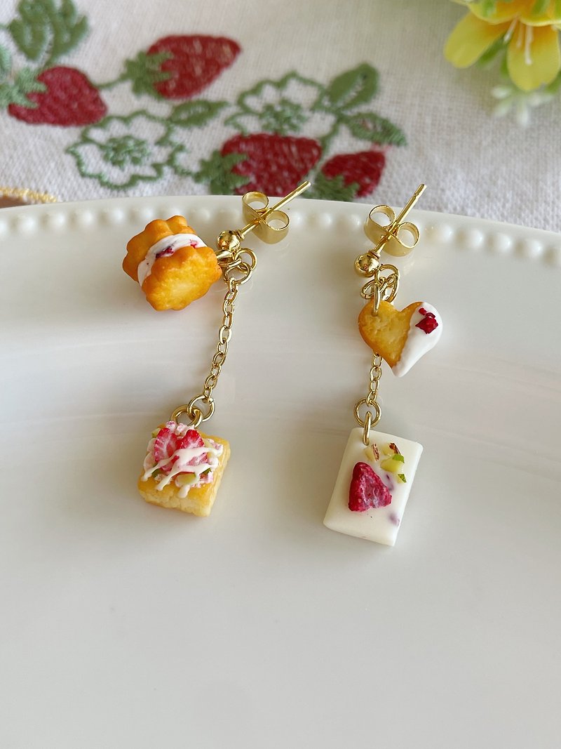 Miniature strawberry sweets earrings - Earrings & Clip-ons - Clay 