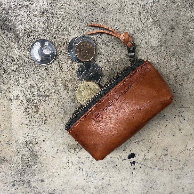 Finger coin purse/ Color: Retro brushed old coffee throwing wax・Finger 銭いれ - Coin Purses - Genuine Leather Brown