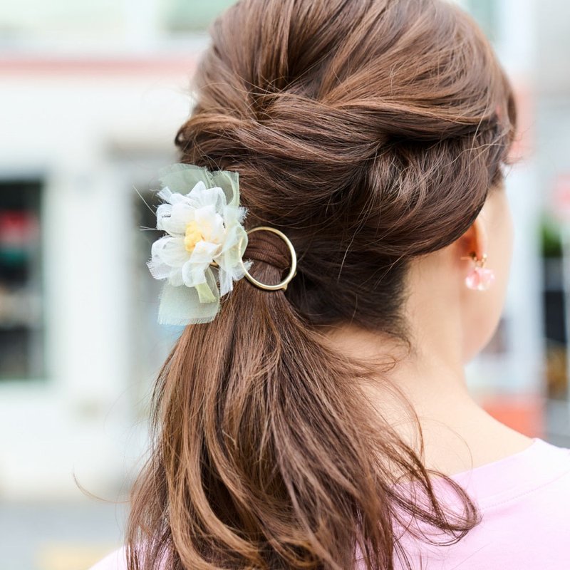 Blooming flower lover hair clip | Margaret - Hair Accessories - Polyester Multicolor