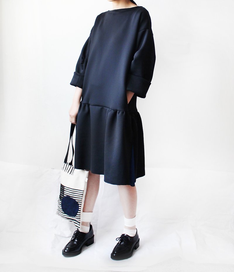 4.5 hand-made A- large space turning sleeve black sapphire blue color collar dress - One Piece Dresses - Other Materials Black