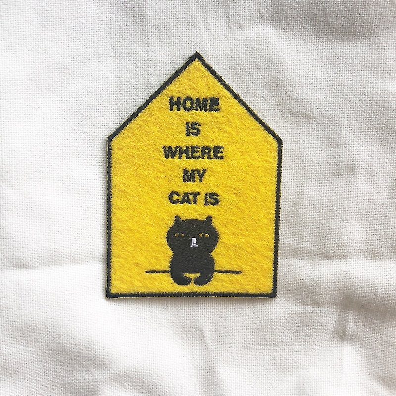 家は私の猫がいるところです - ブローチ - 刺しゅう糸 イエロー