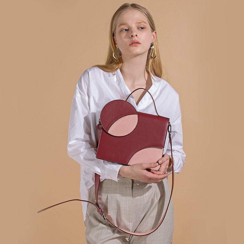 【Mell】 simple geometric round color fight shoulder bag (red) - กระเป๋าแมสเซนเจอร์ - หนังแท้ สีแดง