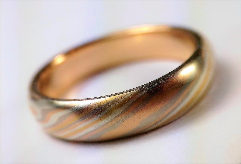 Element47 Jewelry studio~ Karat gold mokume gane wedding ring 15 (22KY/14KR/14KW - แหวนคู่ - เครื่องประดับ หลากหลายสี