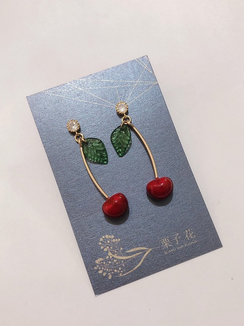 【栗子花】Cherry 甜潤櫻桃耳環 - 耳環/耳夾 - 銅/黃銅 紅色