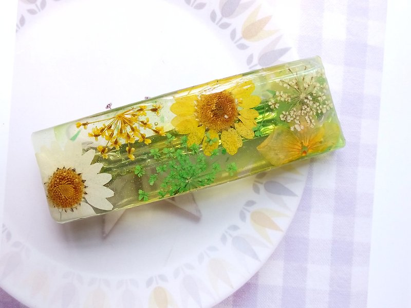  Hair pin with real flowers, Summer color ,handmade - Hair Accessories - Other Materials Green