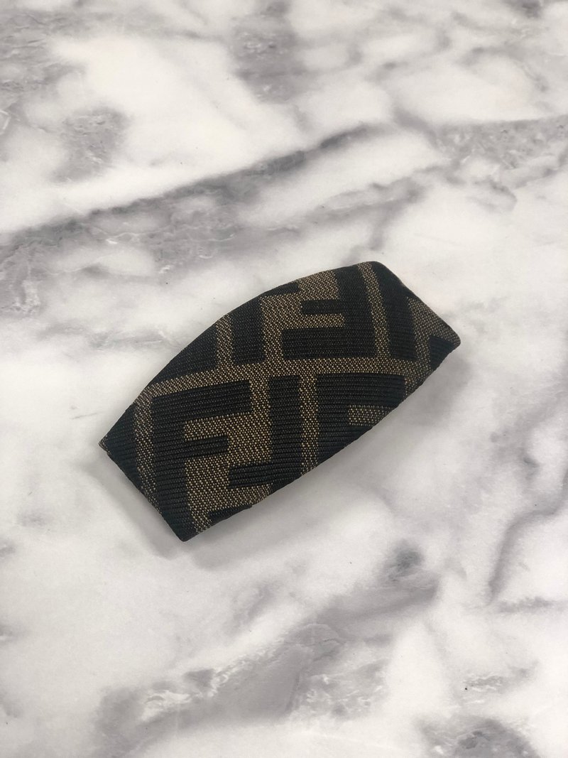【 日本直送　名牌中古包 】FENDI フェンディ ズッカ ジャガード バレッタ ブラウン vintage ヴィンテージ オールド w4xd3d - 髮夾/髮圈 - 真皮 咖啡色
