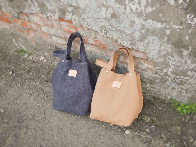 經典極簡 帆布 水桶包 輕量肩背  bucket bag M - #39水洗牛仔藍 - 束口袋/束口背包/水桶包 - 棉．麻 藍色