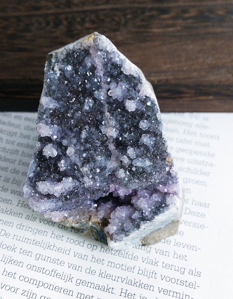 Amethyst 巴西產地 原皮紫水晶 小晶洞 天然礦石 原礦 - 擺飾/家飾品 - 其他材質 