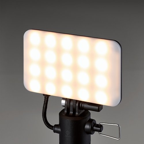 ELECOM ELECOM NESTOUT FLASH-1 LED燈 MAX 1000lm 黑