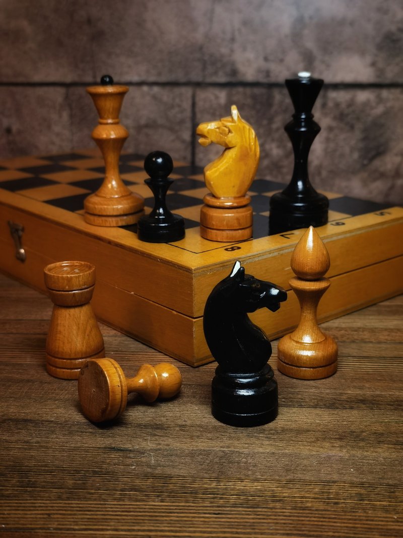 1950s old chess set USSR wooden vintage chess board 29x29cm - 桌遊/卡牌 - 木頭 