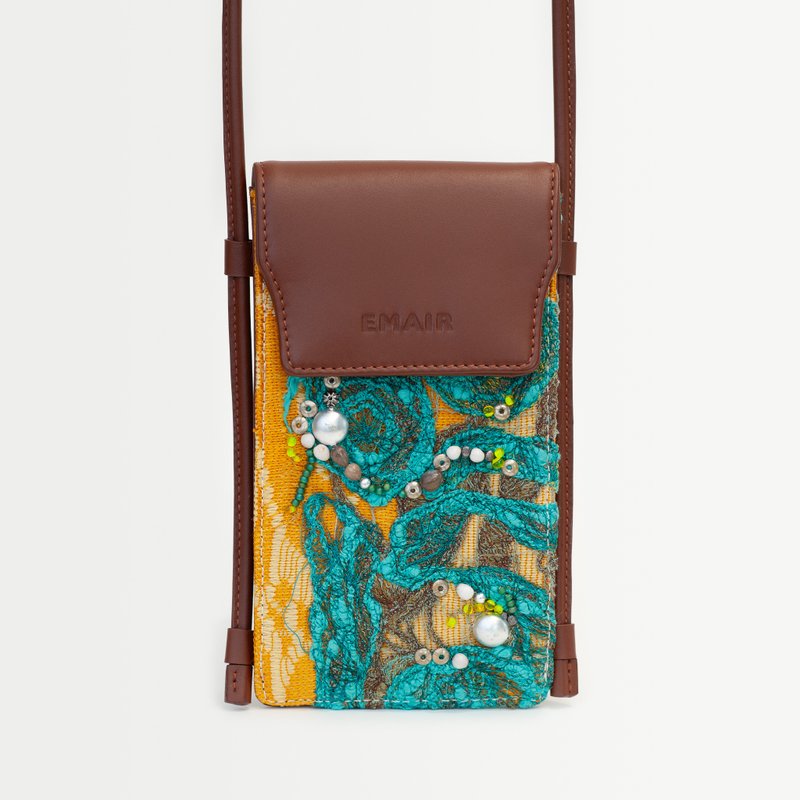 One-of-a-Kind Embroidery Phone Bag - Rainforest No. 5 - 其他 - 真皮 咖啡色