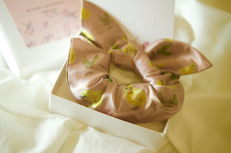 Tawany Garden Chicks Small Satin Bow Donut scrunchie - Hair Accessories - Silk Pink