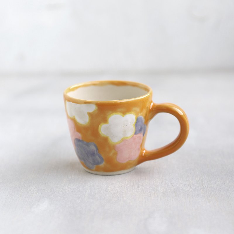 Plum Flower Prose Iroe Mug Yellow - Mugs - Pottery Yellow