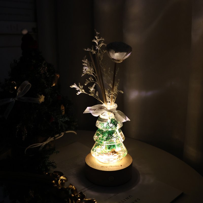 Snowflake Christmas tree diffuser lamp floating flower night light diffuser dried flower exchange gift Christmas gift - Fragrances - Plants & Flowers Green