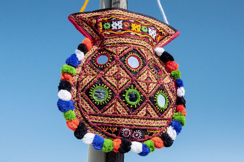 Hand-embroidered cross-body bag, ethnic wind bag, side backpack, shoulder bag, handmade bag, embroidery bag-desert flowers - Messenger Bags & Sling Bags - Cotton & Hemp Multicolor