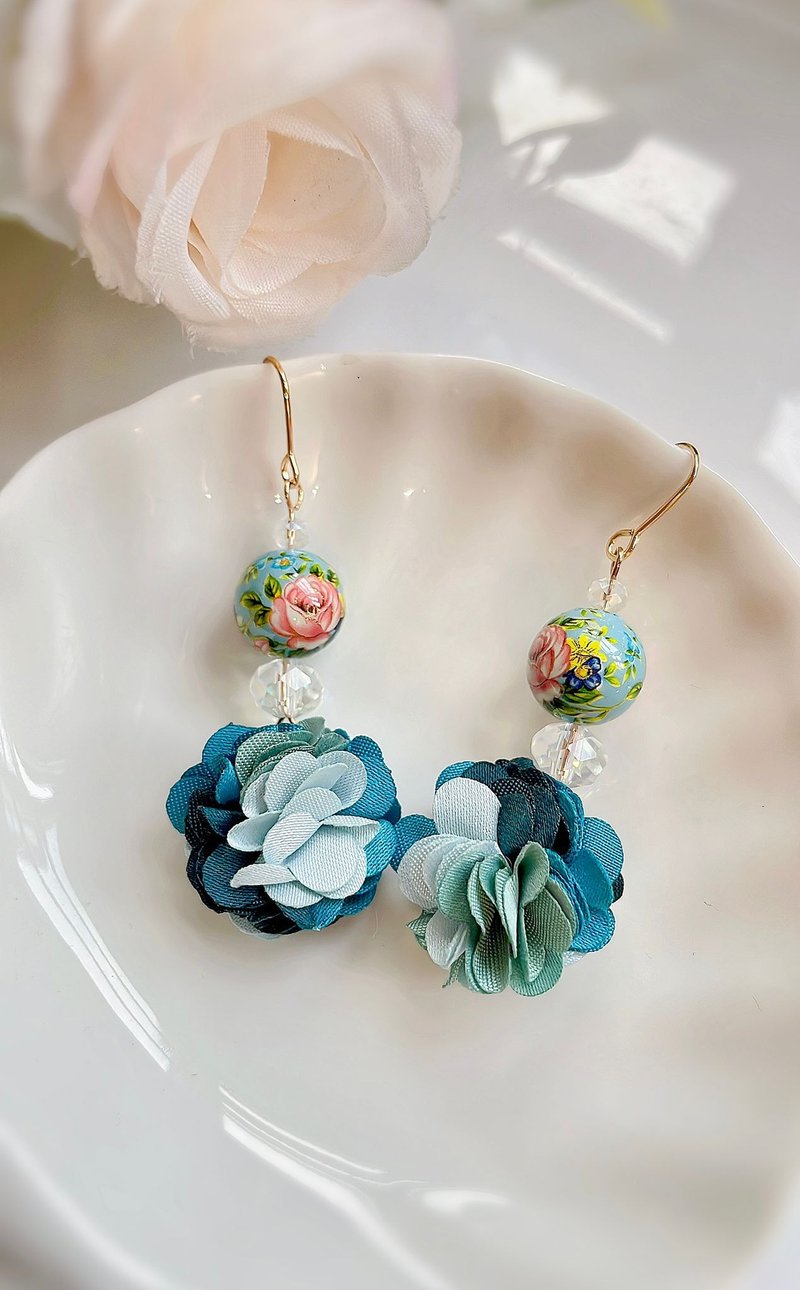 Blue Pom Pom Rose Japanese Tensha Gold Earrings | 长花耳环 - Earrings & Clip-ons - Other Materials 