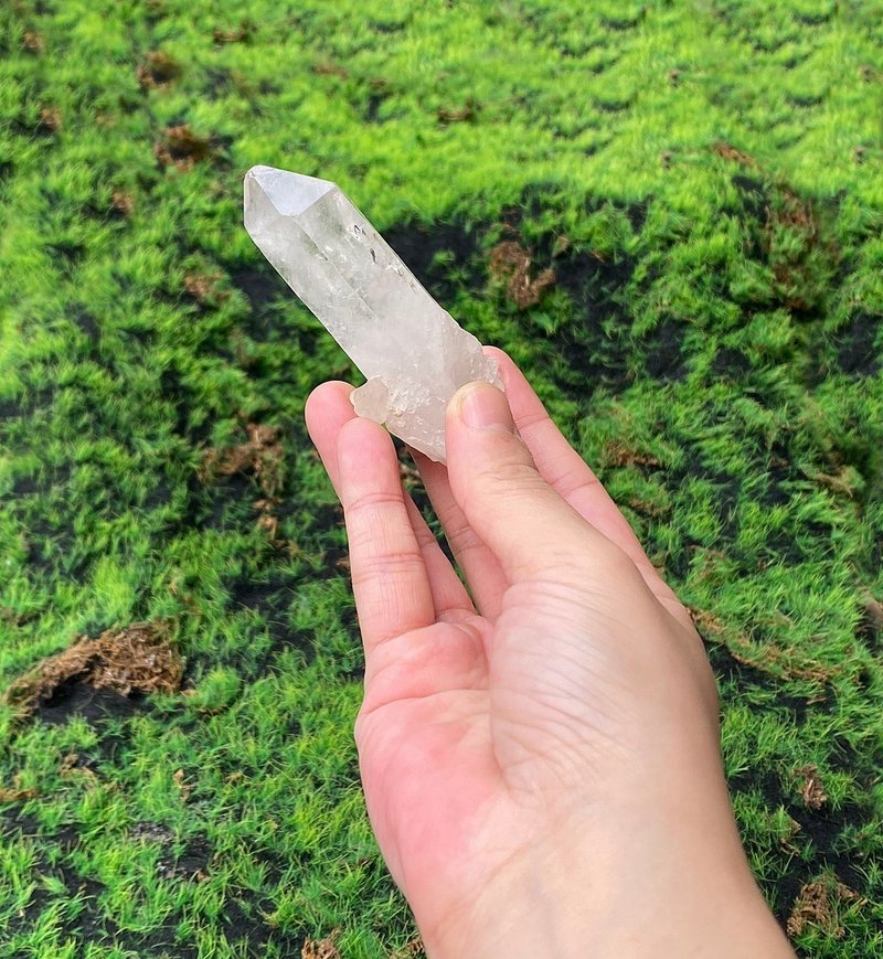 能量水晶擺飾-天然彩虹帶彩白水晶柱 療癒 開運 淨化 快速出貨 - 擺飾/家飾品 - 水晶 白色