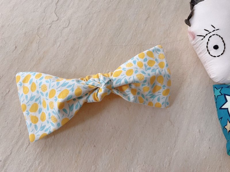 活力黃女孩     手工純棉綁帶式大方蝴蝶結寶寶髮帶 - 嬰兒帽子/髮帶 - 棉．麻 黃色