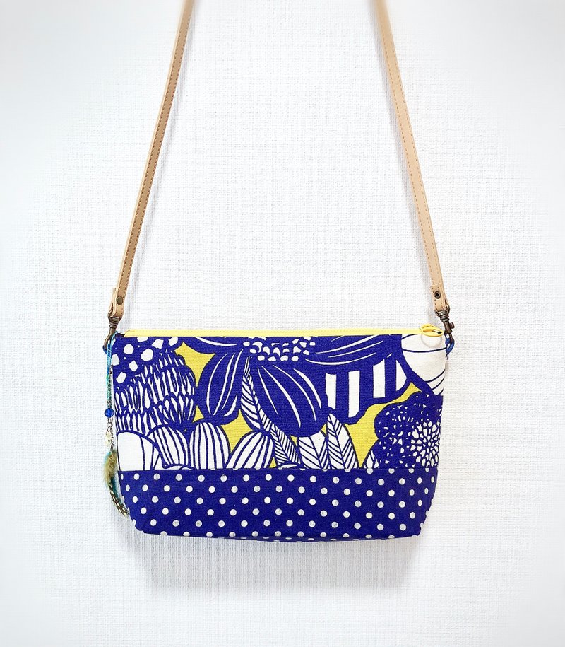 Patchwork cross-body bag - Japan imported flower cloth - blue yellow flower - imitation leather long belt - กระเป๋าแมสเซนเจอร์ - ผ้าฝ้าย/ผ้าลินิน หลากหลายสี