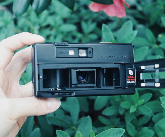 POCKET FUJICA 380 FLASH / フジフィルム - ショップ ボロミーズカメラ