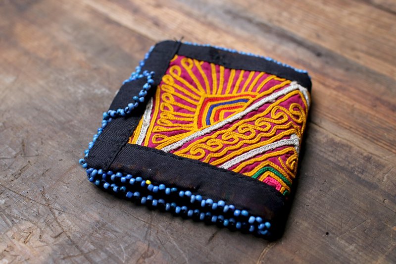 Omake Afghan beaded embroidery wallet 001 - กระเป๋าสตางค์ - ผ้าฝ้าย/ผ้าลินิน หลากหลายสี