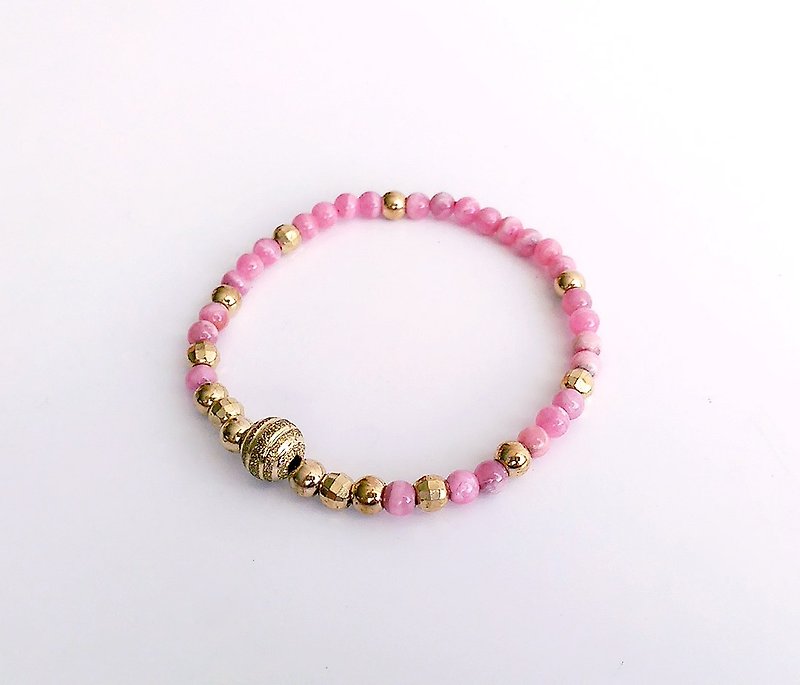 [Gemstones] small gypsum natural ore redstones brass bracelet - Bracelets - Gemstone Pink