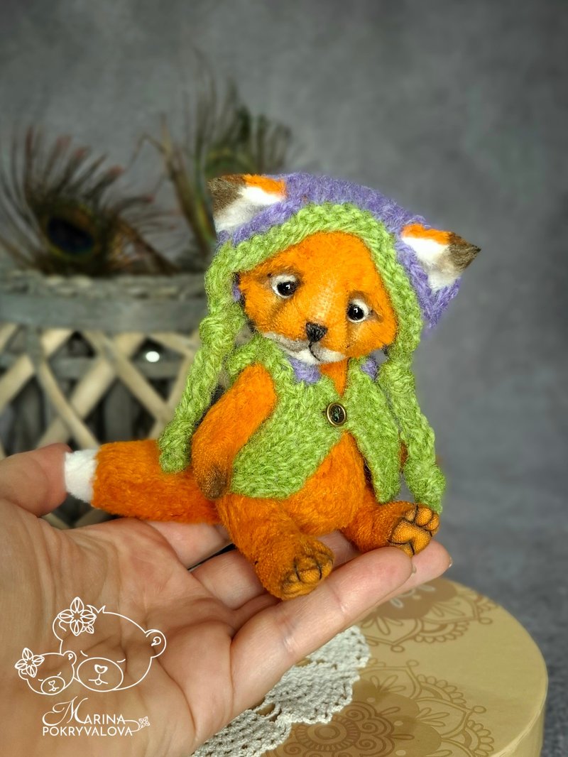 Miniature fox teddy. Red fox figurine. Handmade teddy. - ตุ๊กตา - วัสดุอื่นๆ สีส้ม