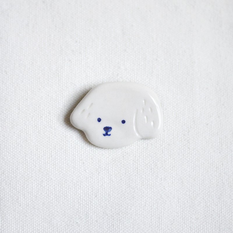 Puppy Face Hpaay brooch blue - Brooches - Porcelain White