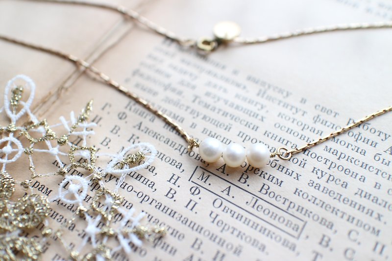 Snow white wishes- Pearls brass handmade necklace - สร้อยคอ - โลหะ 